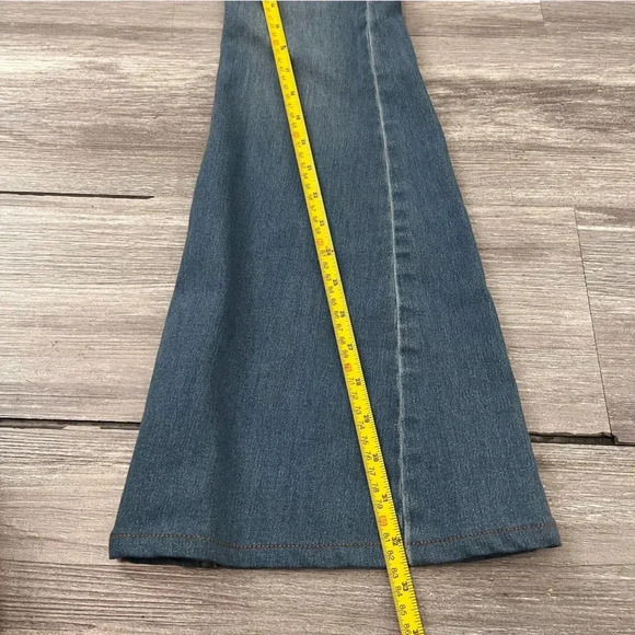 Free People Penny Pull-On Dark Wash Blue Mid Rise Flare Jeans Women’s Size 26 - Picture 11 of 12